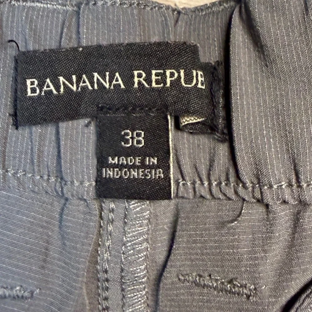 Banana Republic Mens Grey Ripstop Performance Stretch Shorts Size 38